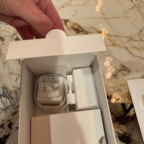 NEW Rodan + Fields Pore Cleansing MD - Picture 3 of 6